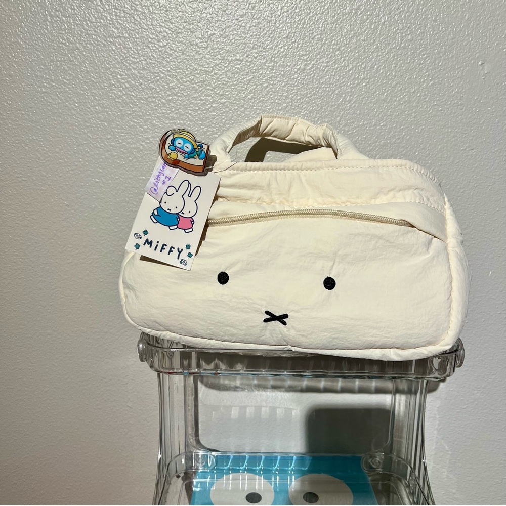 NWT Rare Authentic Miffy Puffy Cream tote Handbag - Picture 6 of 12